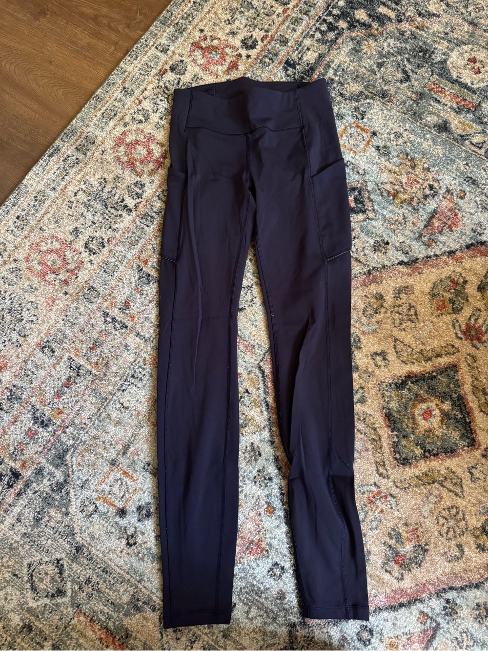 Lululemon leggings size 4
